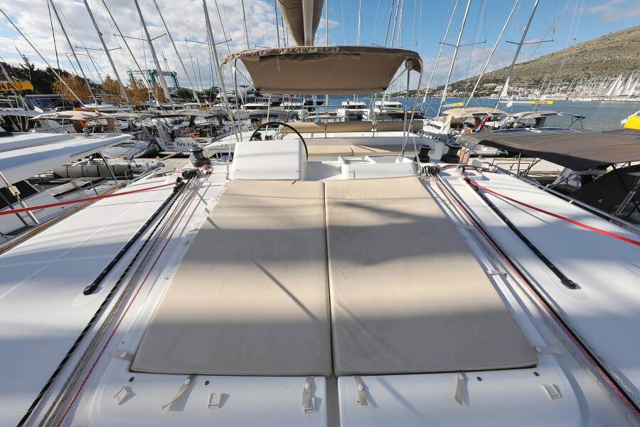 Lagoon 450
