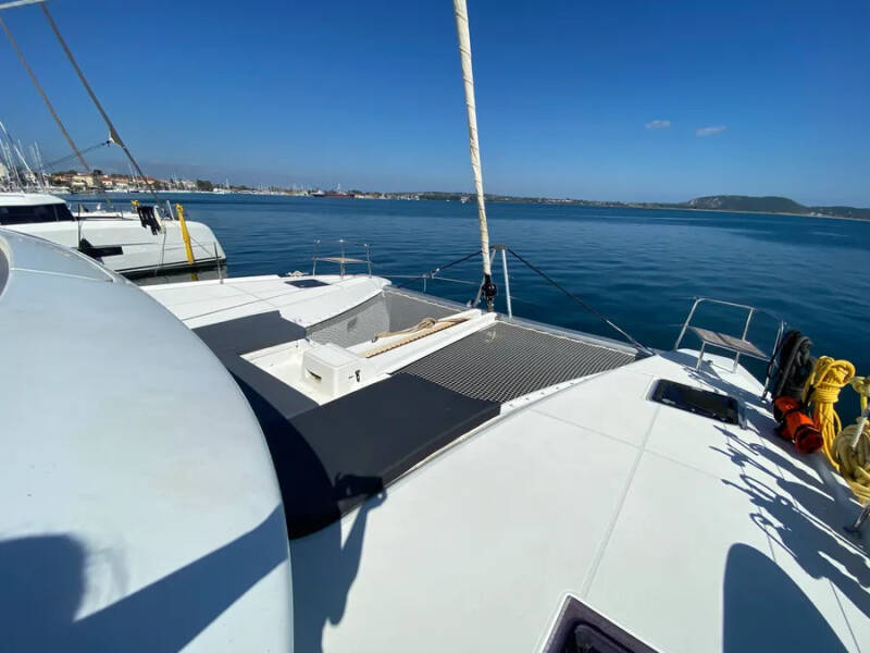 Lagoon 46