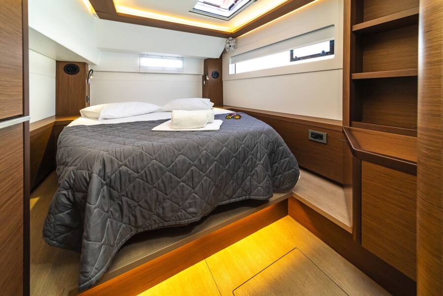 Lagoon 46