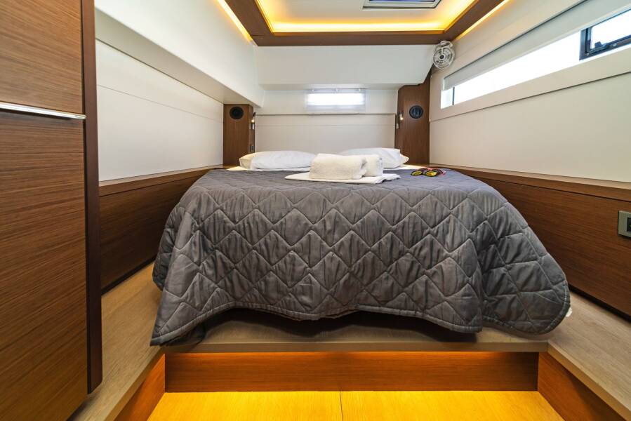 Lagoon 46