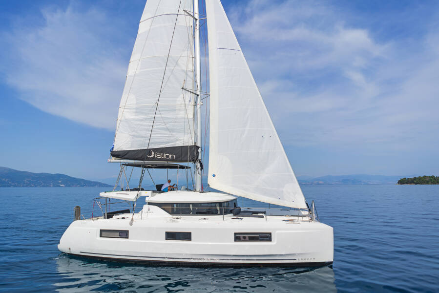 Lagoon 46