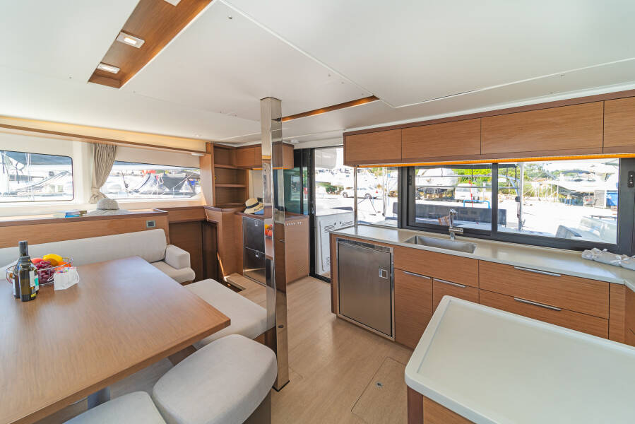 Lagoon 46