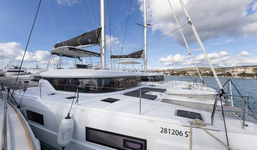 Lagoon 46