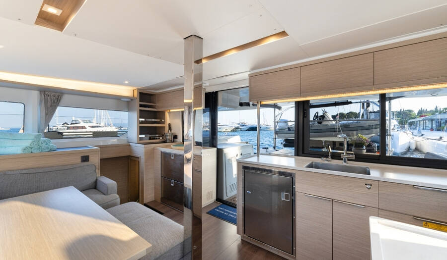 Lagoon 46