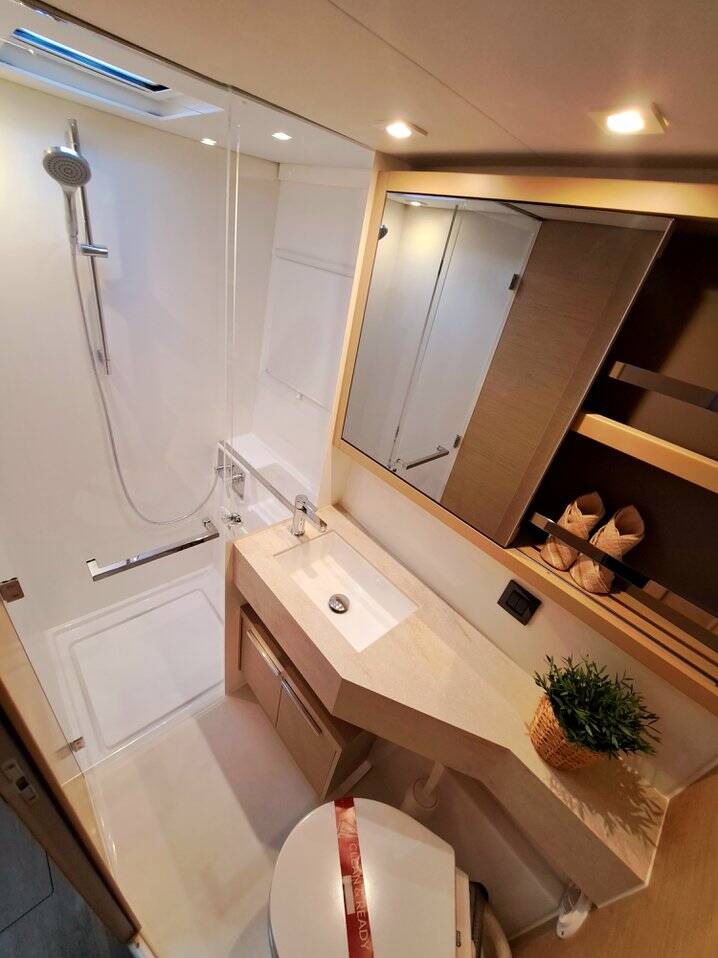 Lagoon 46