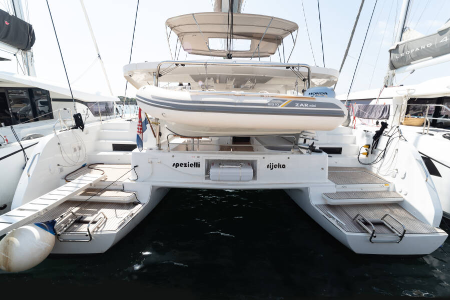 Lagoon 46