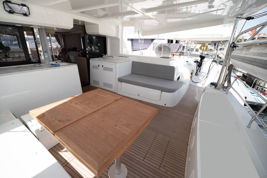 Lagoon 46