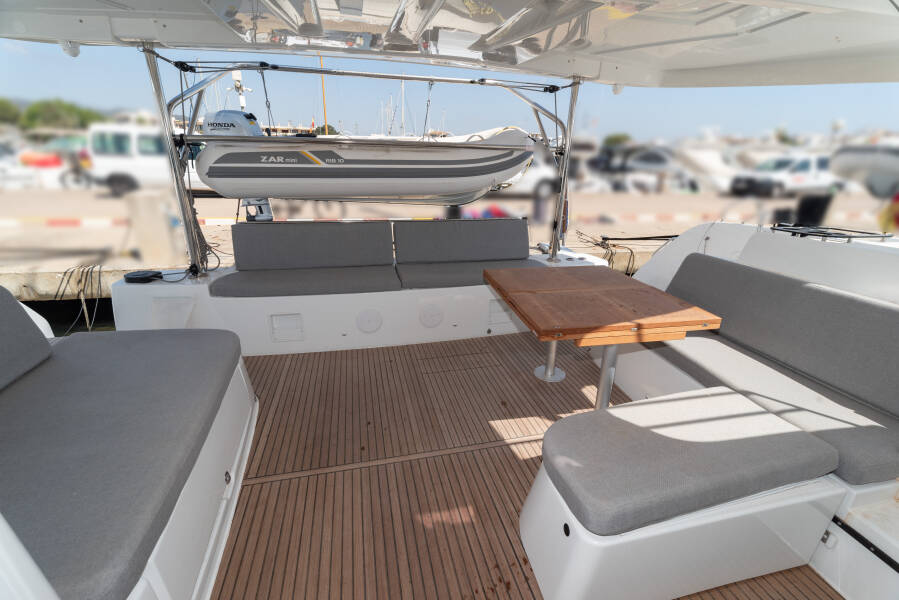 Lagoon 46