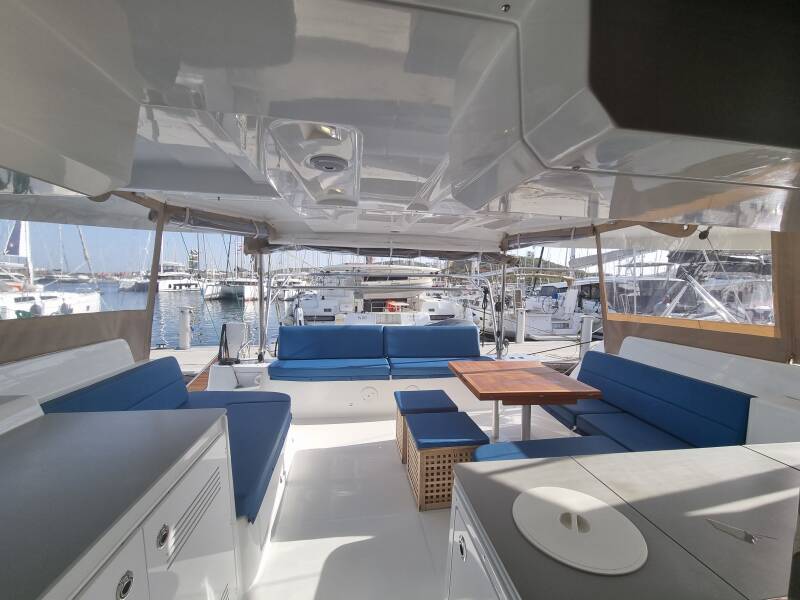 Lagoon 46