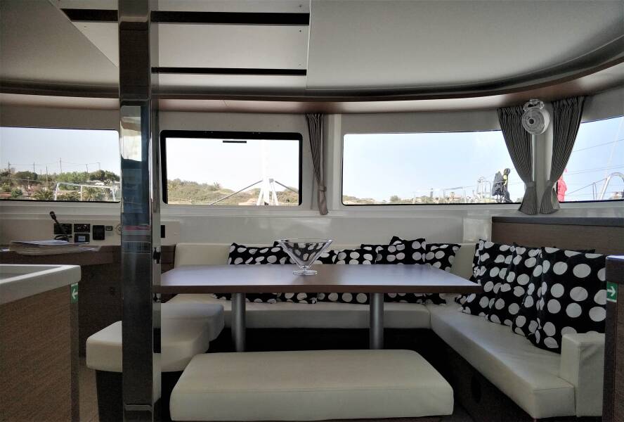 Lagoon 46