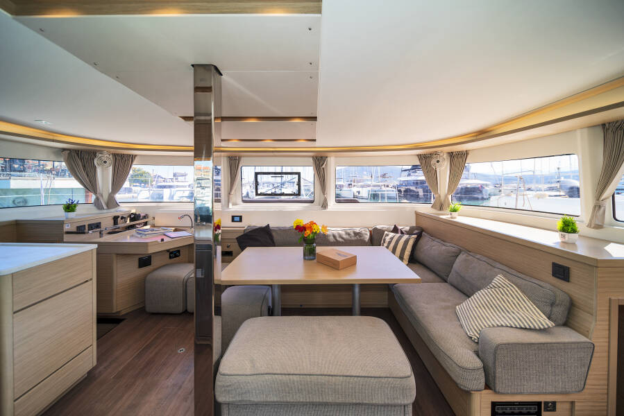 Lagoon 46