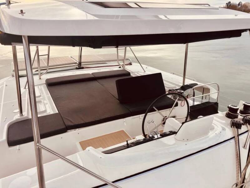 Lagoon 46
