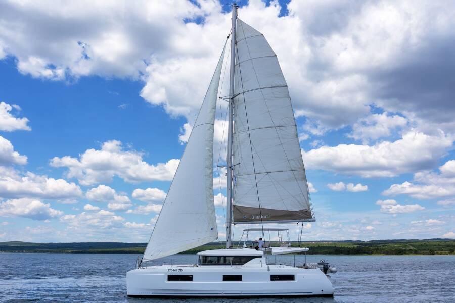 Lagoon 46