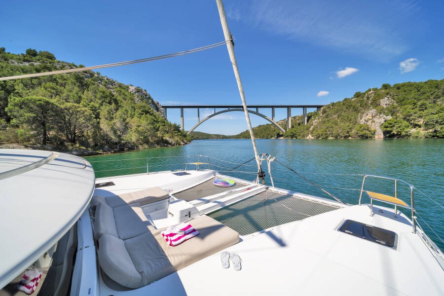 Lagoon 46
