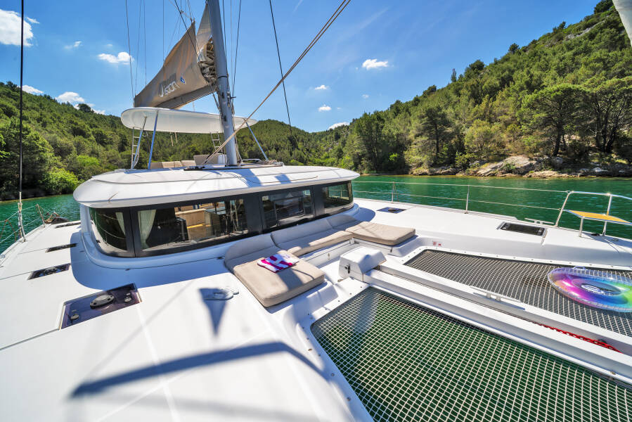 Lagoon 46