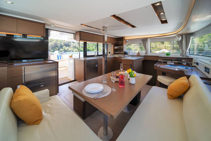 Lagoon 46