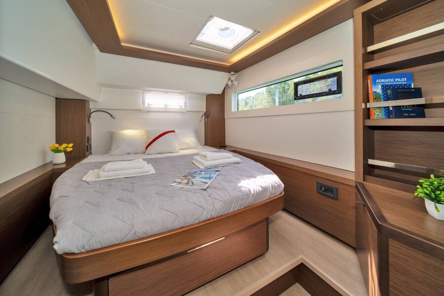 Lagoon 46