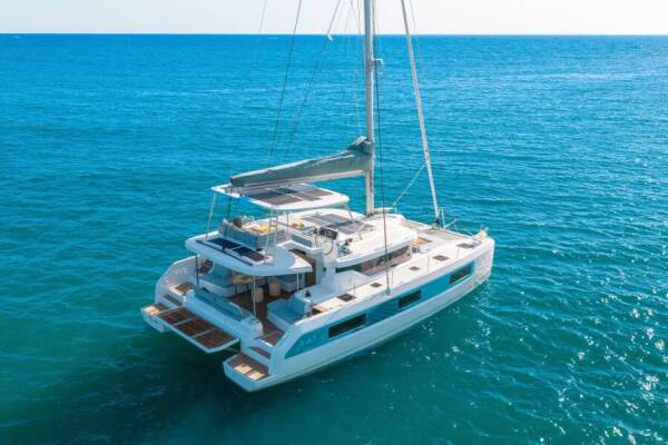 Lagoon 47