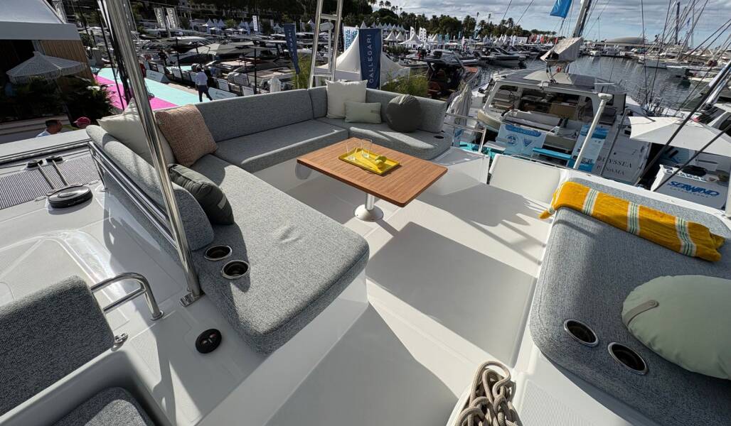 Lagoon 47