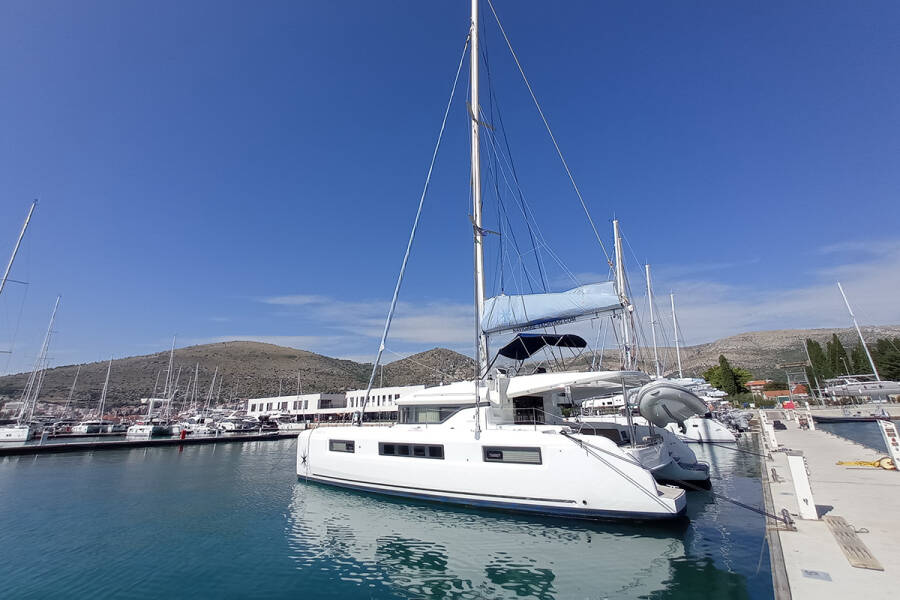 Lagoon 50
