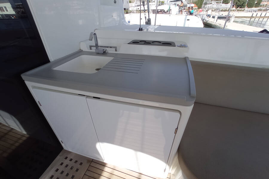 Lagoon 50