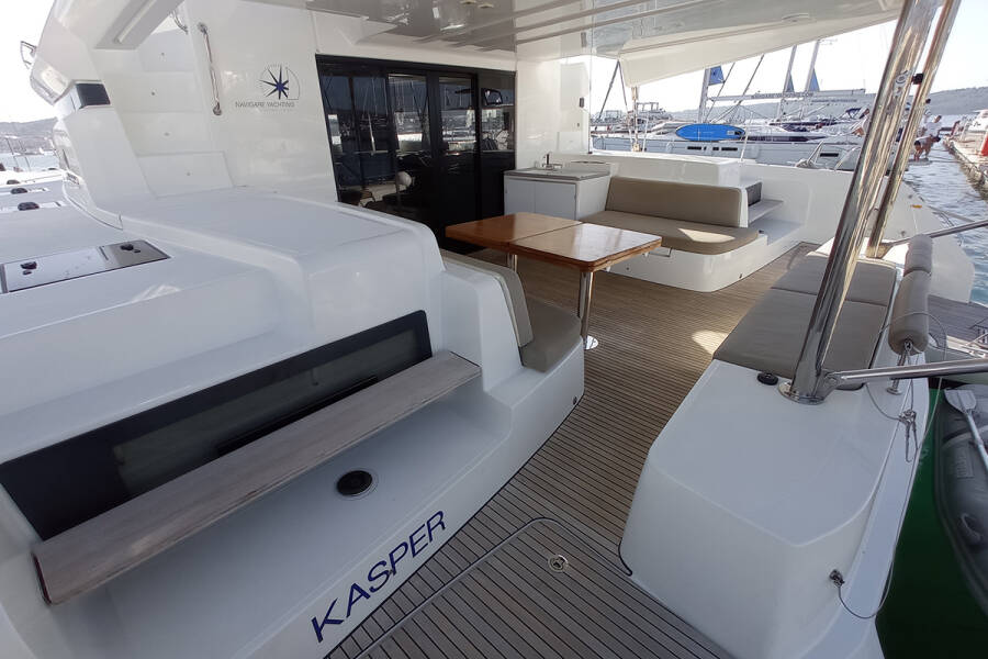 Lagoon 50