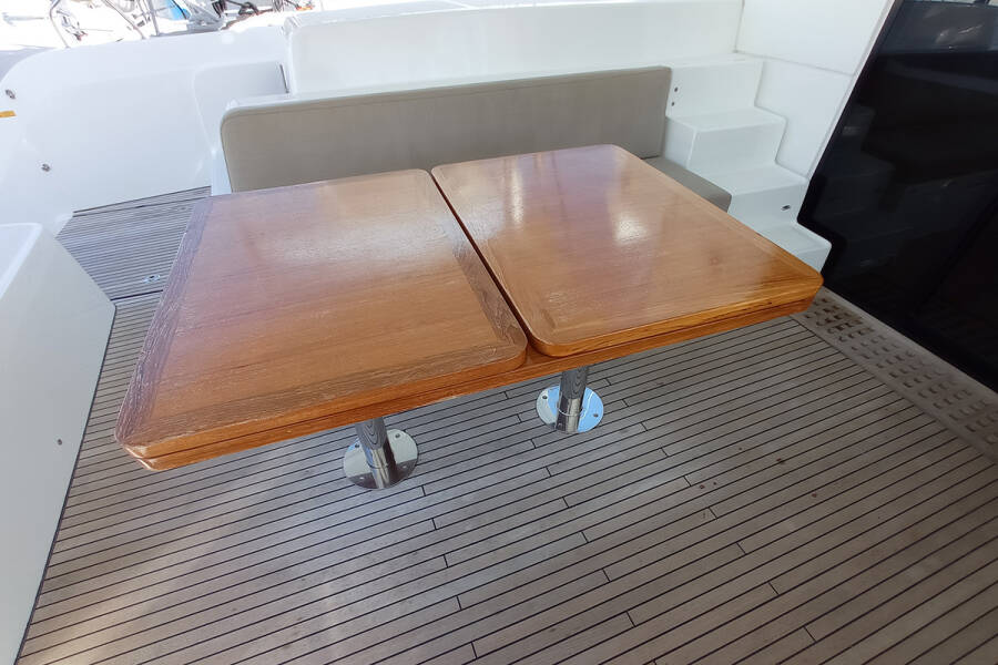 Lagoon 50