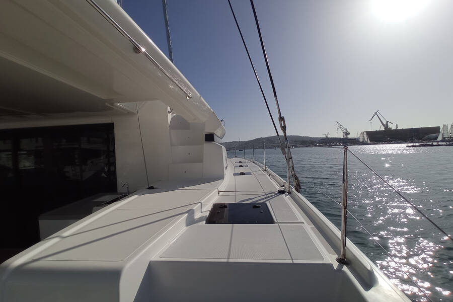 Lagoon 50