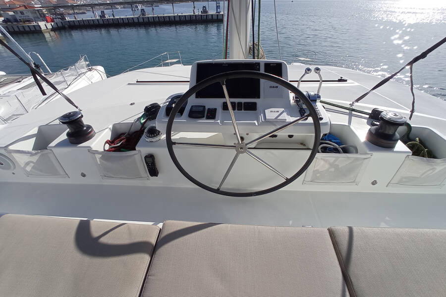 Lagoon 50