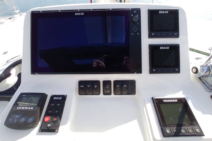 Lagoon 50