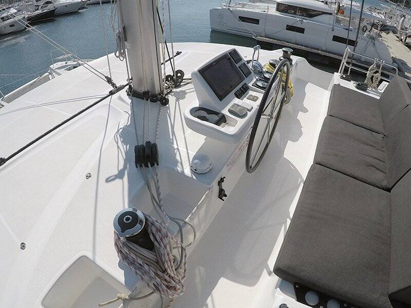 Lagoon 50