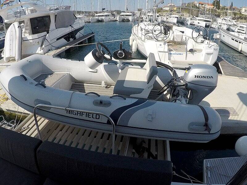 Lagoon 50