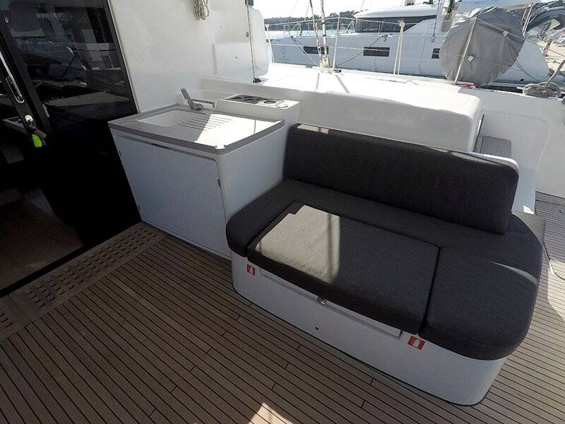 Lagoon 50