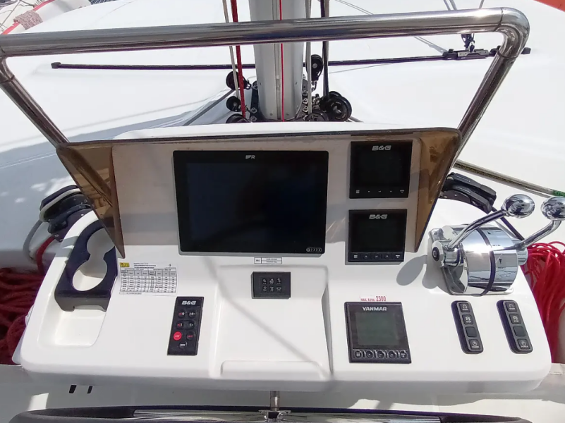 Lagoon 50
