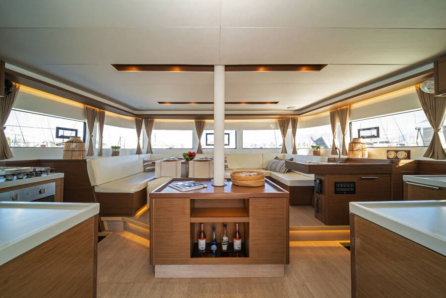 Lagoon 50