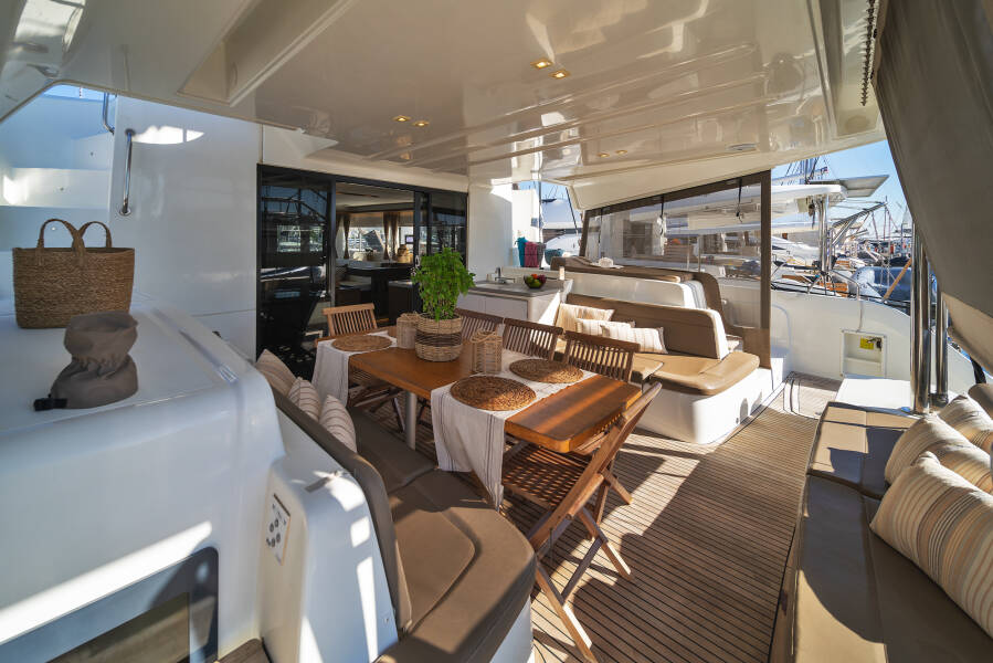 Lagoon 50