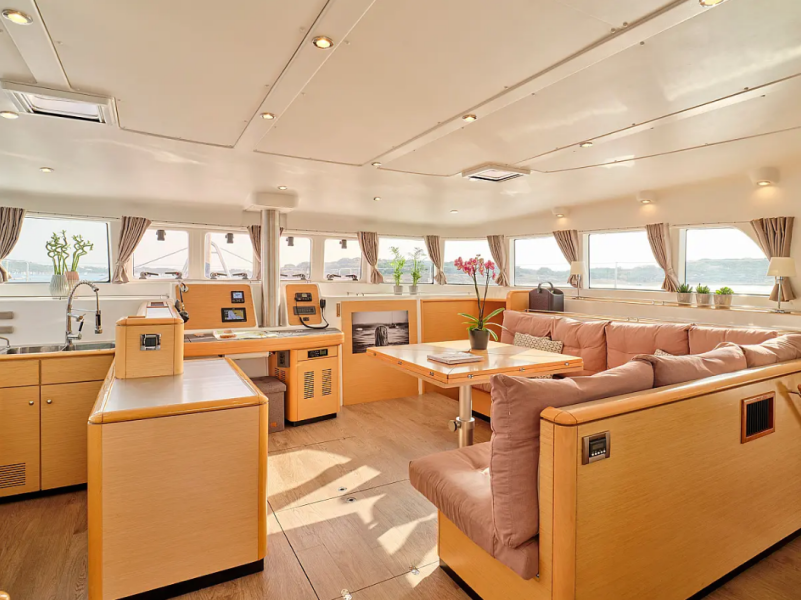 Lagoon 50