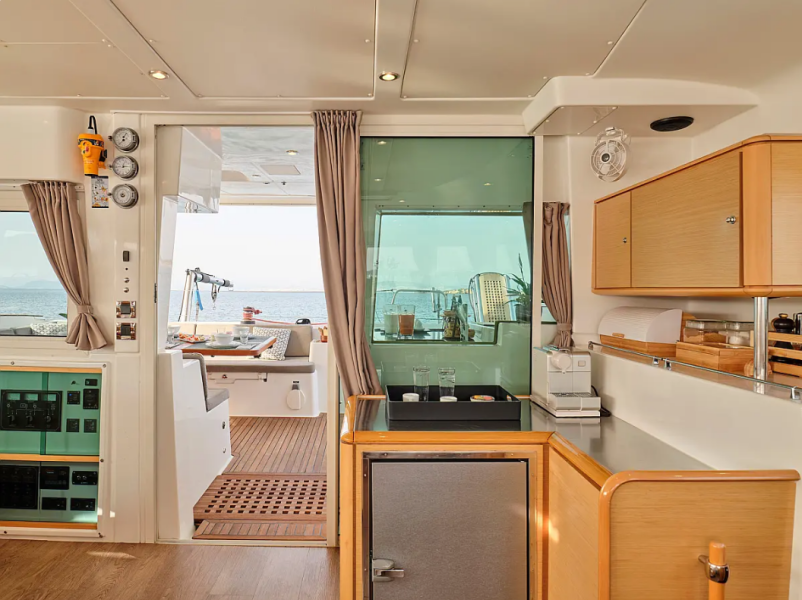 Lagoon 50