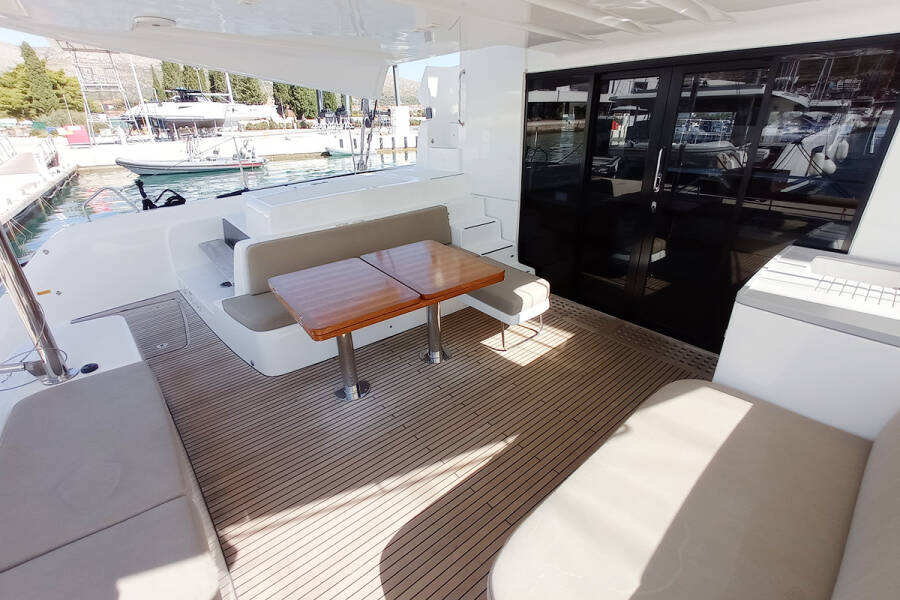 Lagoon 50