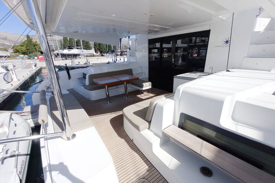 Lagoon 50
