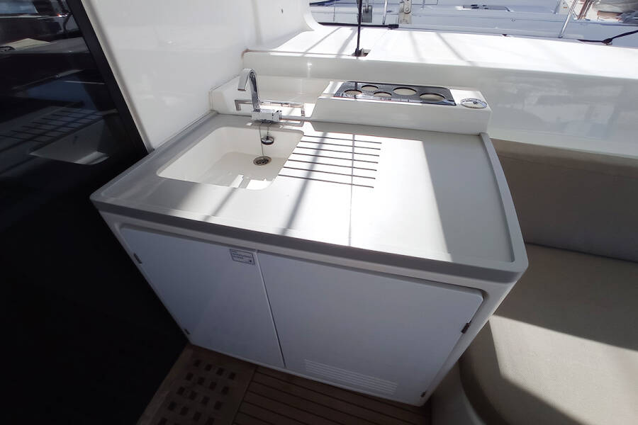 Lagoon 50