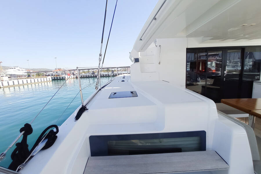 Lagoon 50