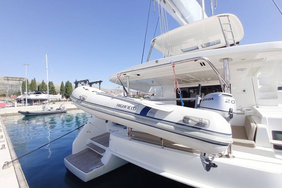Lagoon 50