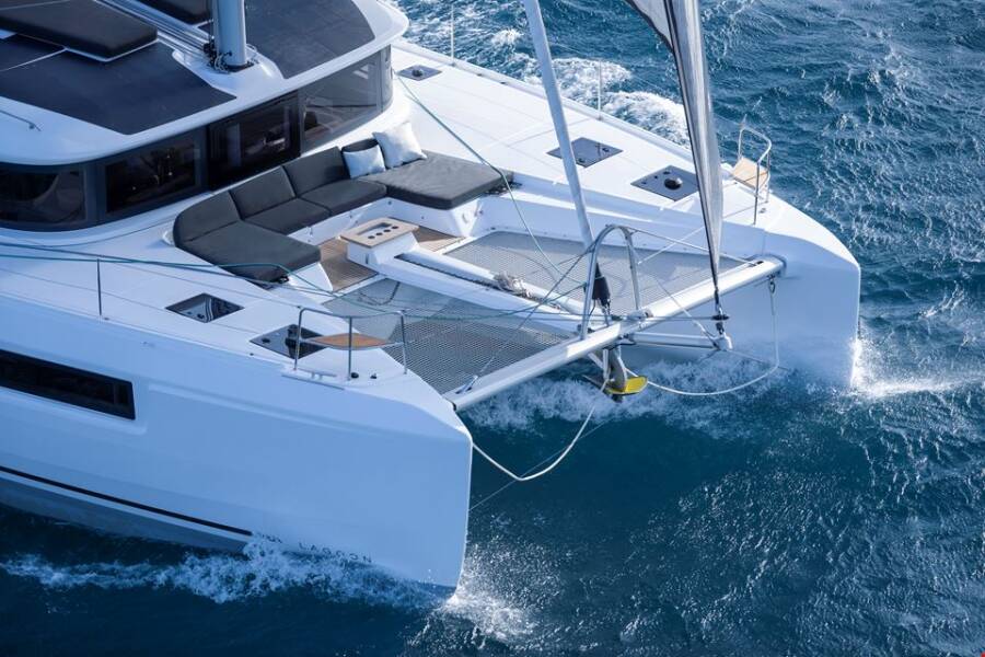 Lagoon 51