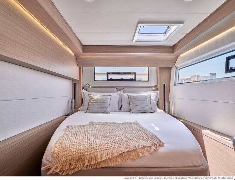 Lagoon 51