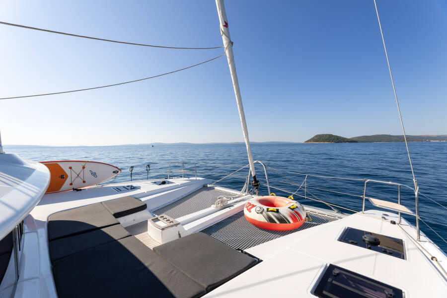 Lagoon 51