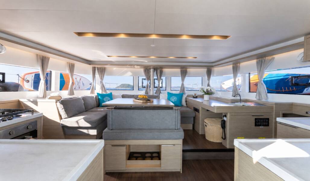 Lagoon 51