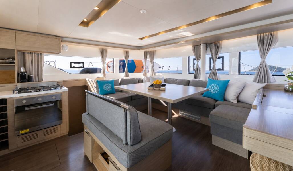 Lagoon 51