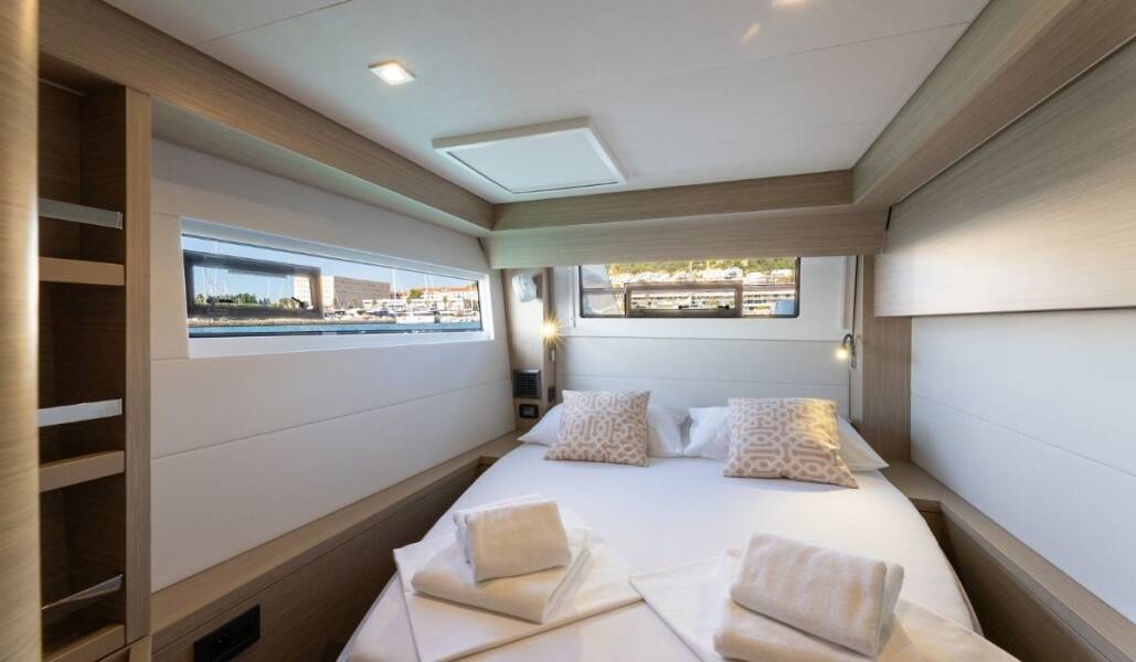 Lagoon 51