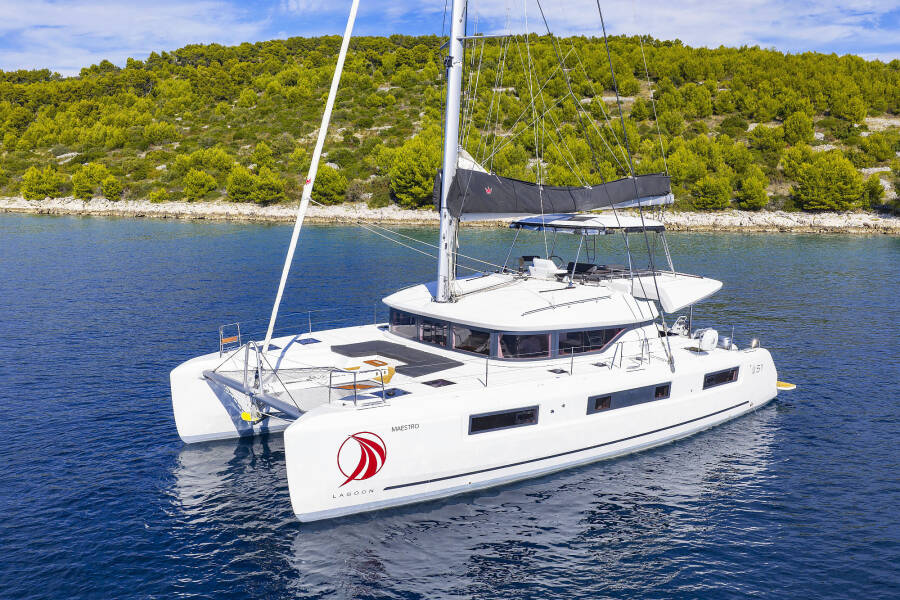 Lagoon 51